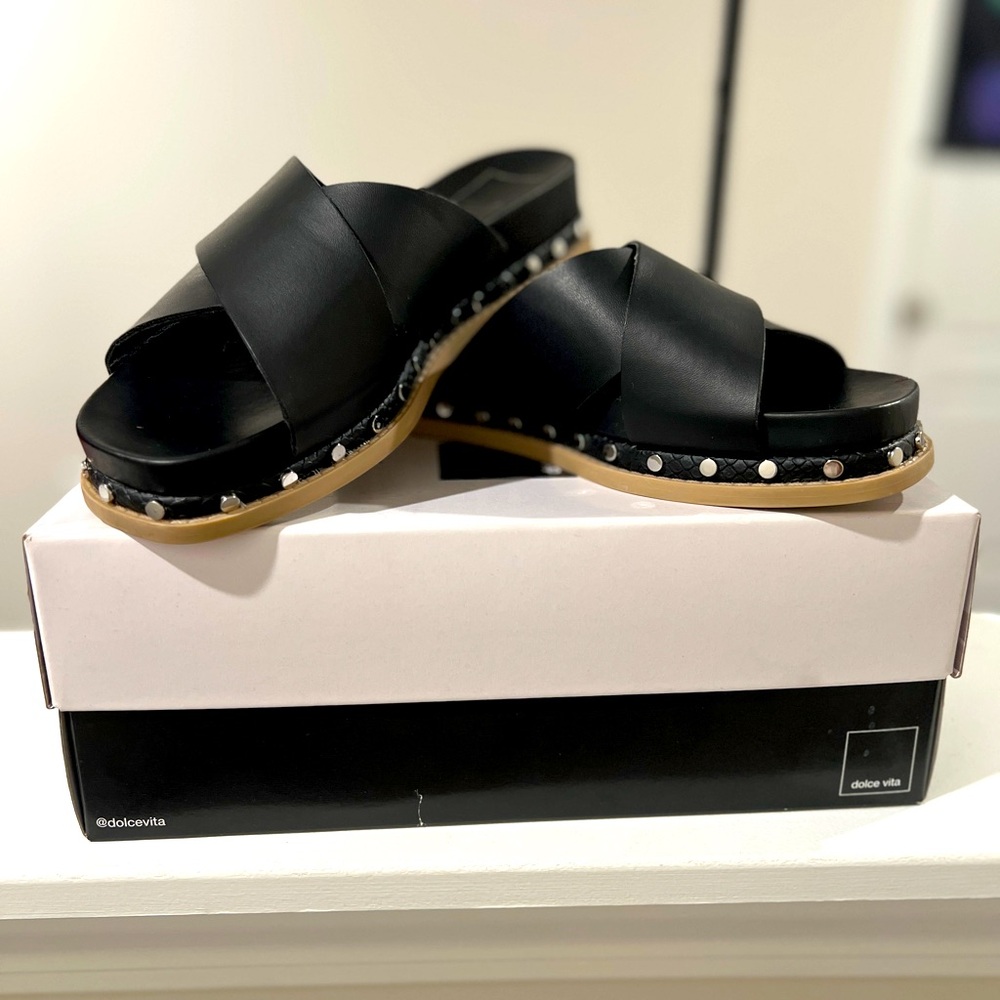 Dolce Vita Black Studded Criss Cross Design Studded Platform Women's Sandals